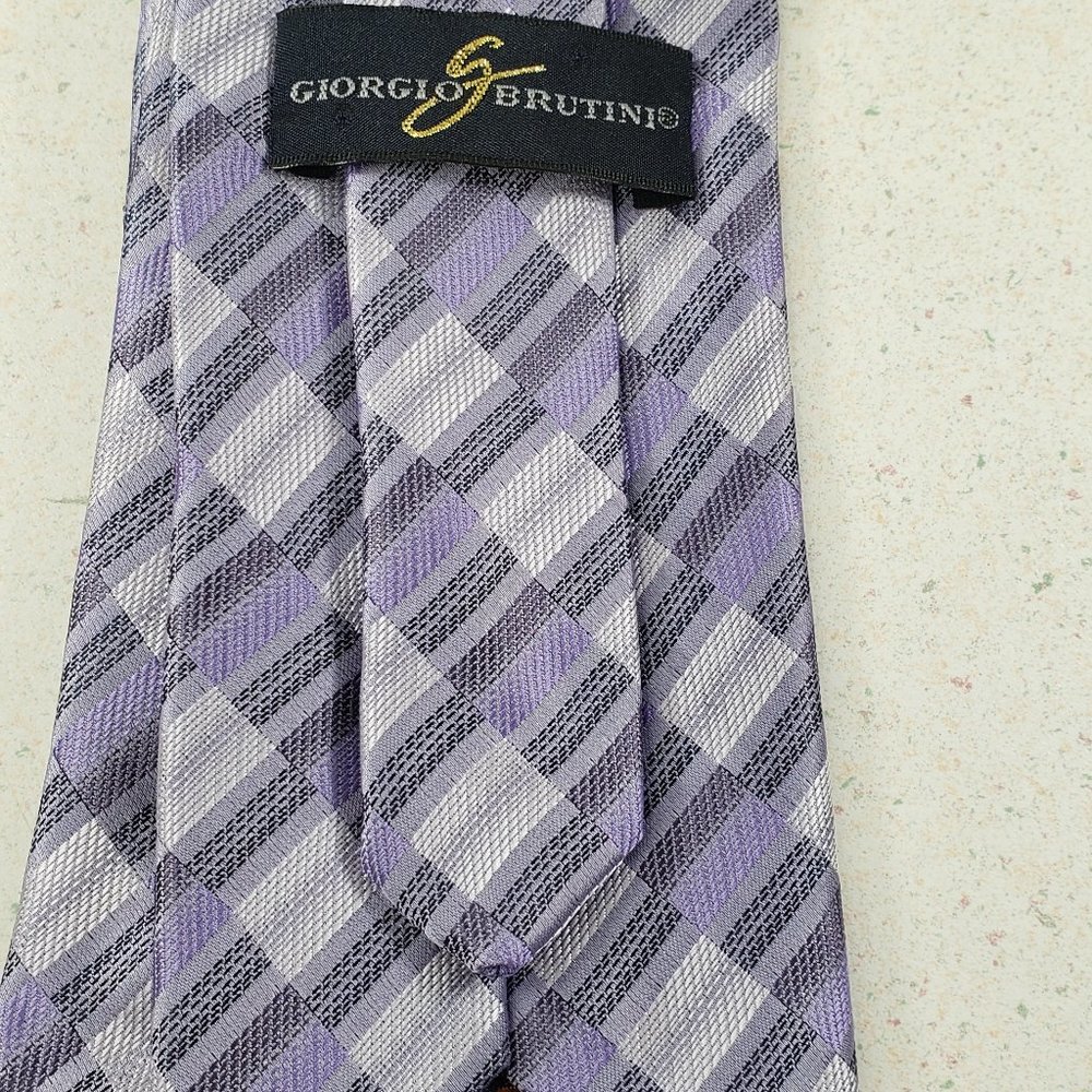 Men's Giorgio Brutini Purple Print Necktie HAND MADE - Picture 6 of 8